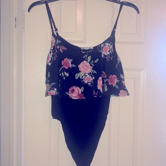 About a Girl Black body suit w/ floral - flaw - Picture 1 of 7